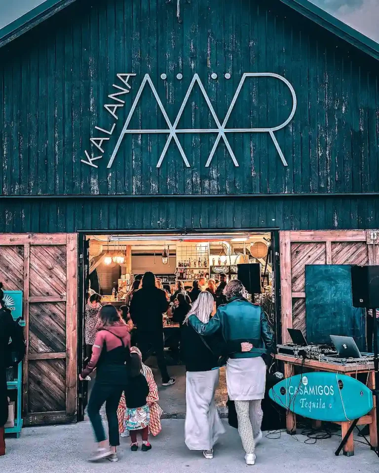 Kalana ÄÄR on rannaresto Kõpus, Hiiumaal