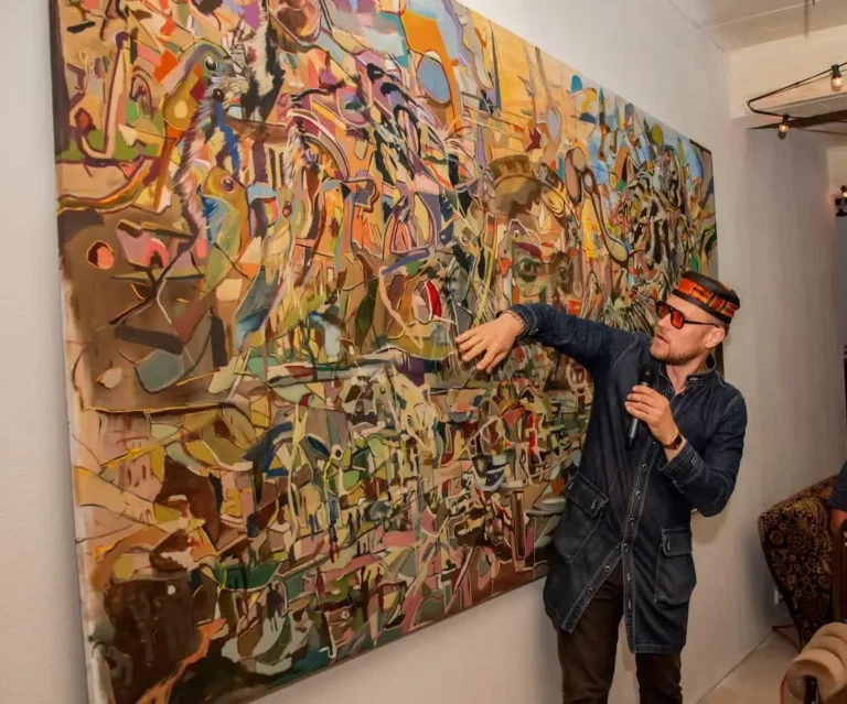 Kunstnik Martin Saar Viscosa Kultuuritehas  Hiiumaal. mida teha Hiiumaal ja kuhu minna lastega. 