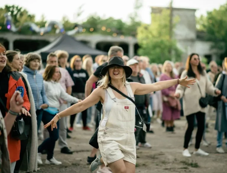 Hiiumaa söögikohad ja Võnge festival Viscosa kultuuritehas. Vaata mida teha Hiiumaal ja kuhu minna lastega 