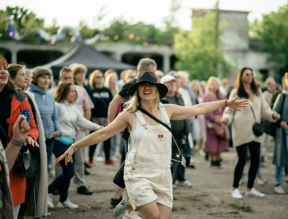 Viscosa kultuuritehas kontserdid ja Võnge festivalid Hiiumaal