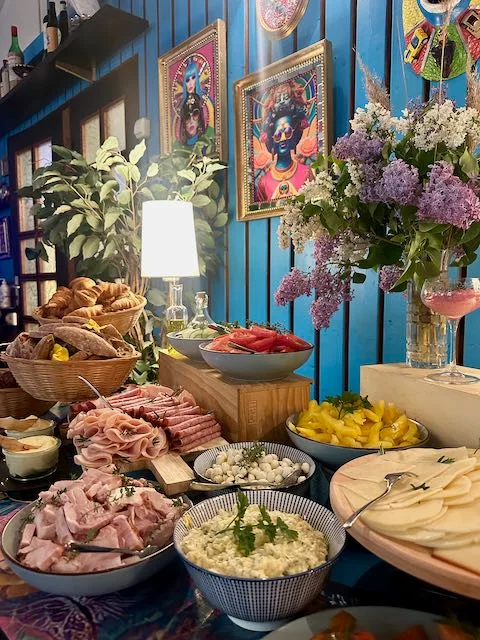 Utoopia Nr 9 ja Hiiumaa söögikohad Viscosa kultuuritehases